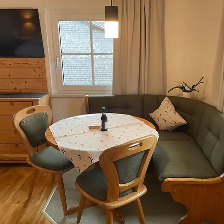 Gaestehaus Holl