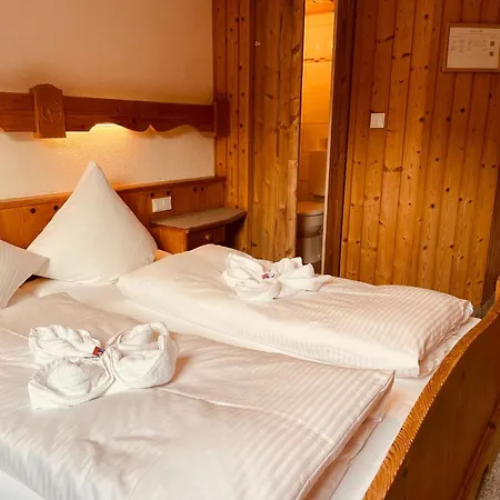 Séjour chez l'habitant Gaestehaus Holl *