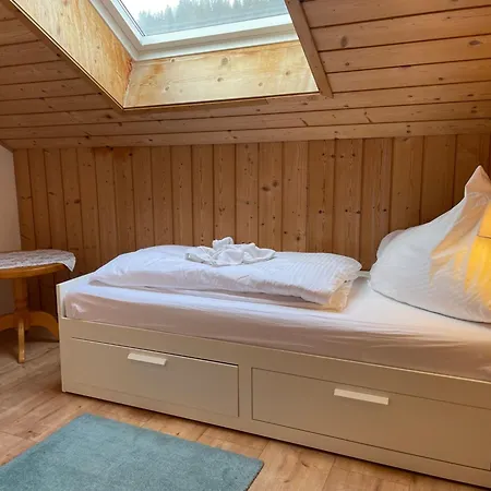 Gaestehaus Holl * Schattwald