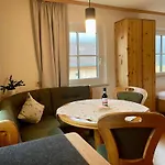 Homestay szállás Gaestehaus Holl