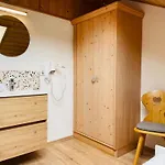 Gaestehaus Holl Homestay szállás